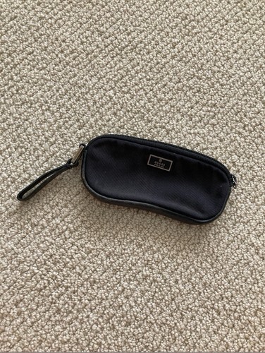 Gucci black canvas zippered - canvas,