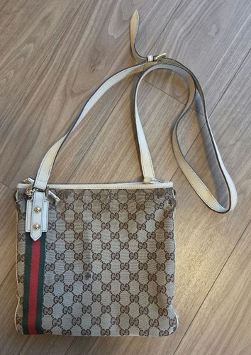 Gucci sherry line crossbody - gucci,