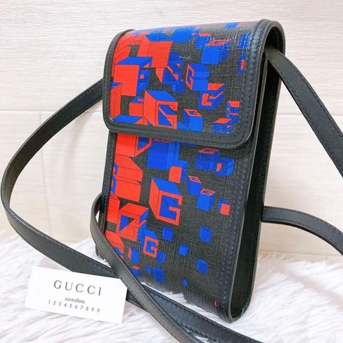 Gucci space 631766 - gucci,