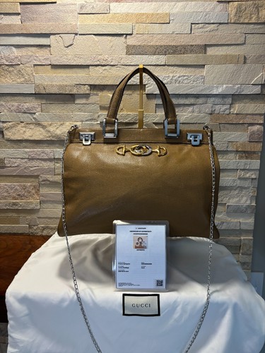 Gucci zumi medium top handle - gucci,